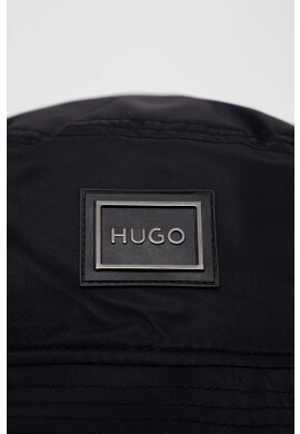 Hugo Капела в черно - Pepit.bg