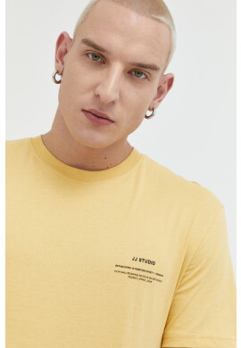 Jack & Jones Памучна тениска JJEFELIX в жълто с принт 12224600 - Pepit.bg