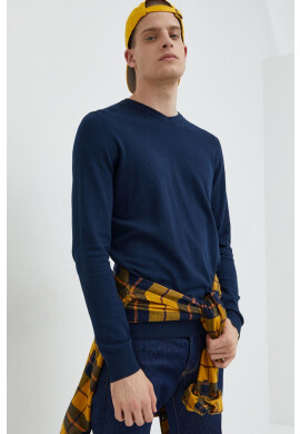 Jack & Jones Пуловер мъжки в черно от лека материя - Pepit.bg