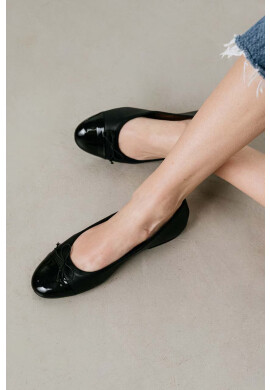 Jonak Кожени балеринки DAXI VERNIS CUIR в черно 3400191 - Pepit.bg
