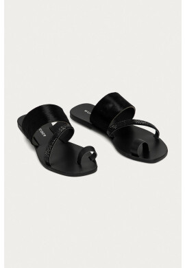 Kurt Geiger London Кожени чехли - Pepit.bg