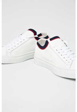 Lacoste Обувки - Pepit.bg