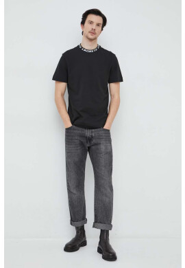 Lacoste Тениска в черно с апликация - Pepit.bg