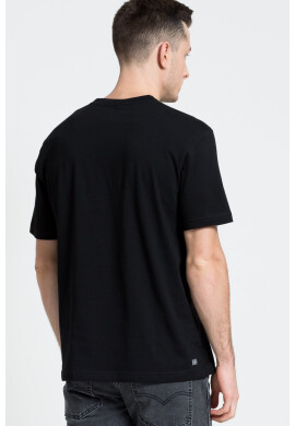 Lacoste Тениска в черно с изчистен дизайн - Pepit.bg