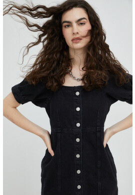 Levi's Дънкова рокля - Pepit.bg