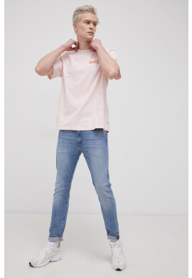 Levi's Памучна тениска в розово с изчистен дизайн - Pepit.bg