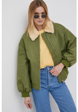 Levi's Яке в зелено с преходна изолация - Pepit.bg
