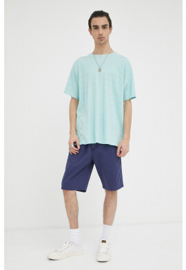 Levi's Памучна тениска в тюркоазено с изчистен дизайн - Pepit.bg