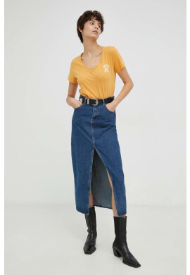 Levi's Памучна тениска в оранжево - Pepit.bg