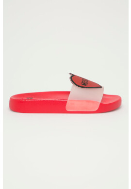 Love Moschino Чехли - Pepit.bg