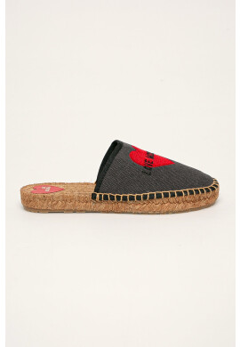 Love Moschino Чехли - Pepit.bg
