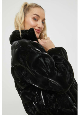 Love Moschino Яке в черно с преходна изолация - Pepit.bg