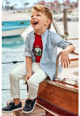 Mayoral Детски панталон в бежово с изчистен дизайн - Pepit.bg