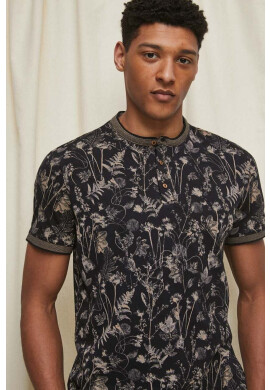 Medicine Тениска с яка в черно с десен - Pepit.bg