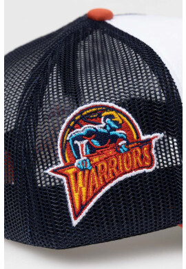 Mitchell&Ness Шапка с козирка Golden State Warriors в бяло с десен - Pepit.bg