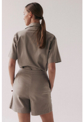 Muuv. Къс панталон с лен Poche в бежово с изчистен дизайн с висока талия - Pepit.bg