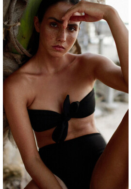 Muuv. Горнище на бански MUUV Bow Bandeau - Pepit.bg