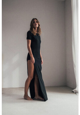 Muuv. Рокля MUUV Side Slit - Pepit.bg