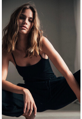 Muuv. Топ MUUV Top Spaghetti Strap дамски в черно - Pepit.bg
