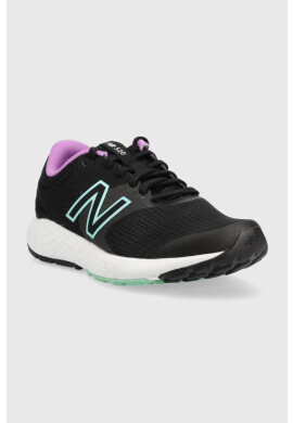 New Balance Обувки за бягане 520v7 в черно - Pepit.bg
