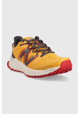 New Balance Обувки за бягане Fresh Foam Garoe в оранжево - Pepit.bg