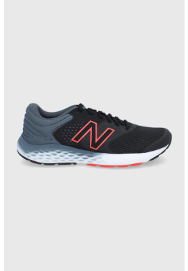 New Balance Обувки в черно - Pepit.bg