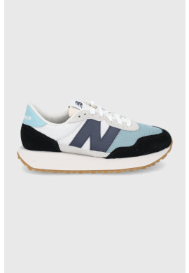 New Balance Обувки с равна подметка - Pepit.bg