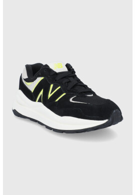 New Balance Обувки W5740HL1 в черно с равна подметка - Pepit.bg