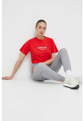 New Balance Памучна тениска в червено - Pepit.bg