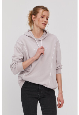New Balance Суичър в черно с изчистен дизайн - Pepit.bg