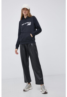 New Balance Суичър WT03810BK дамски в черно с изчистен дизайн - Pepit.bg