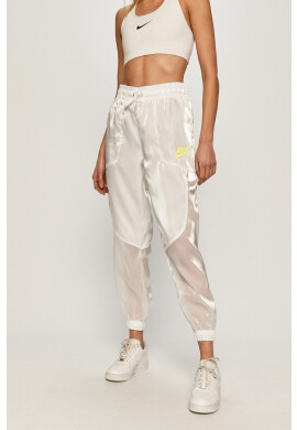 Nike Sportswear Панталони - Pepit.bg