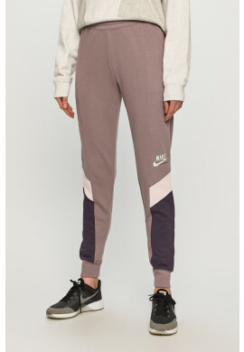 Nike Sportswear Панталон - Pepit.bg