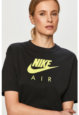 Nike Sportswear Тениска - Pepit.bg