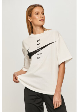 Nike Sportswear Тениска - Pepit.bg