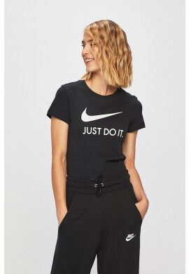 Nike Sportswear Тениска - Pepit.bg