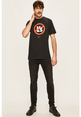 Nike Sportswear Тениска - Pepit.bg