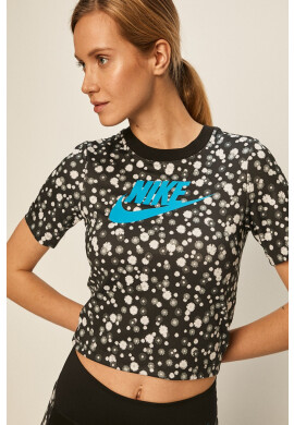 Nike Sportswear Тениска - Pepit.bg