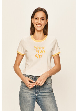 Nike Sportswear Тениска - Pepit.bg