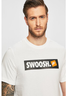 Nike Sportswear Тениска - Pepit.bg