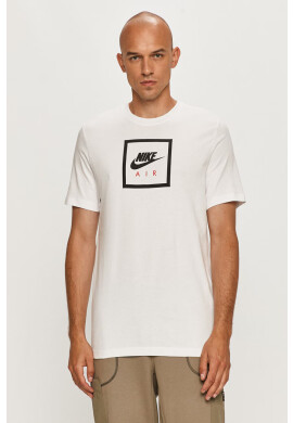 Nike Sportswear Тениска - Pepit.bg