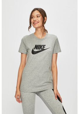 Nike Sportswear Тениска - Pepit.bg