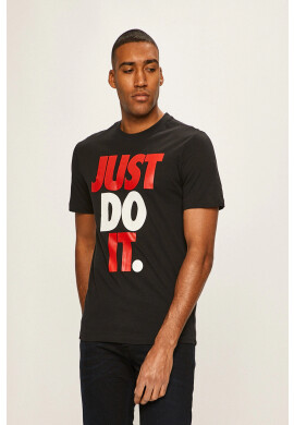 Nike Sportswear Тениска - Pepit.bg