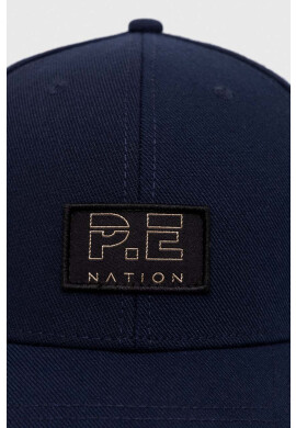P.E Nation Шапка с козирка в тъмносиньо с апликация - Pepit.bg