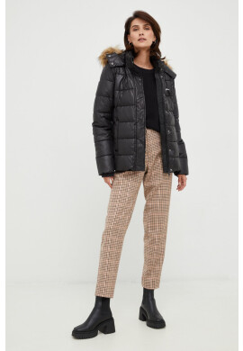 Pepe Jeans Яке в черно със зимна изолация - Pepit.bg