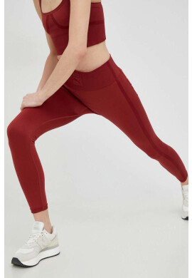 Puma Клин x VOGUE в бордо с изчистен дизайн - Pepit.bg