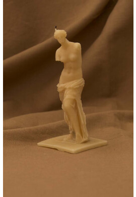 Really Nice Things Декоративна свещ Venus Candle - Pepit.bg