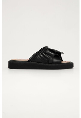 Red Valentino Кожени чехли - Pepit.bg