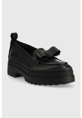 Red Valentino Кожени мокасини в черно с платформа - Pepit.bg