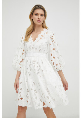 Red Valentino Рокля в бяло къс модел разкроен модел - Pepit.bg